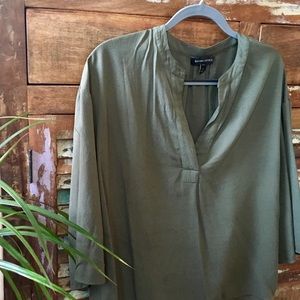 PETITE Banana Republic Top